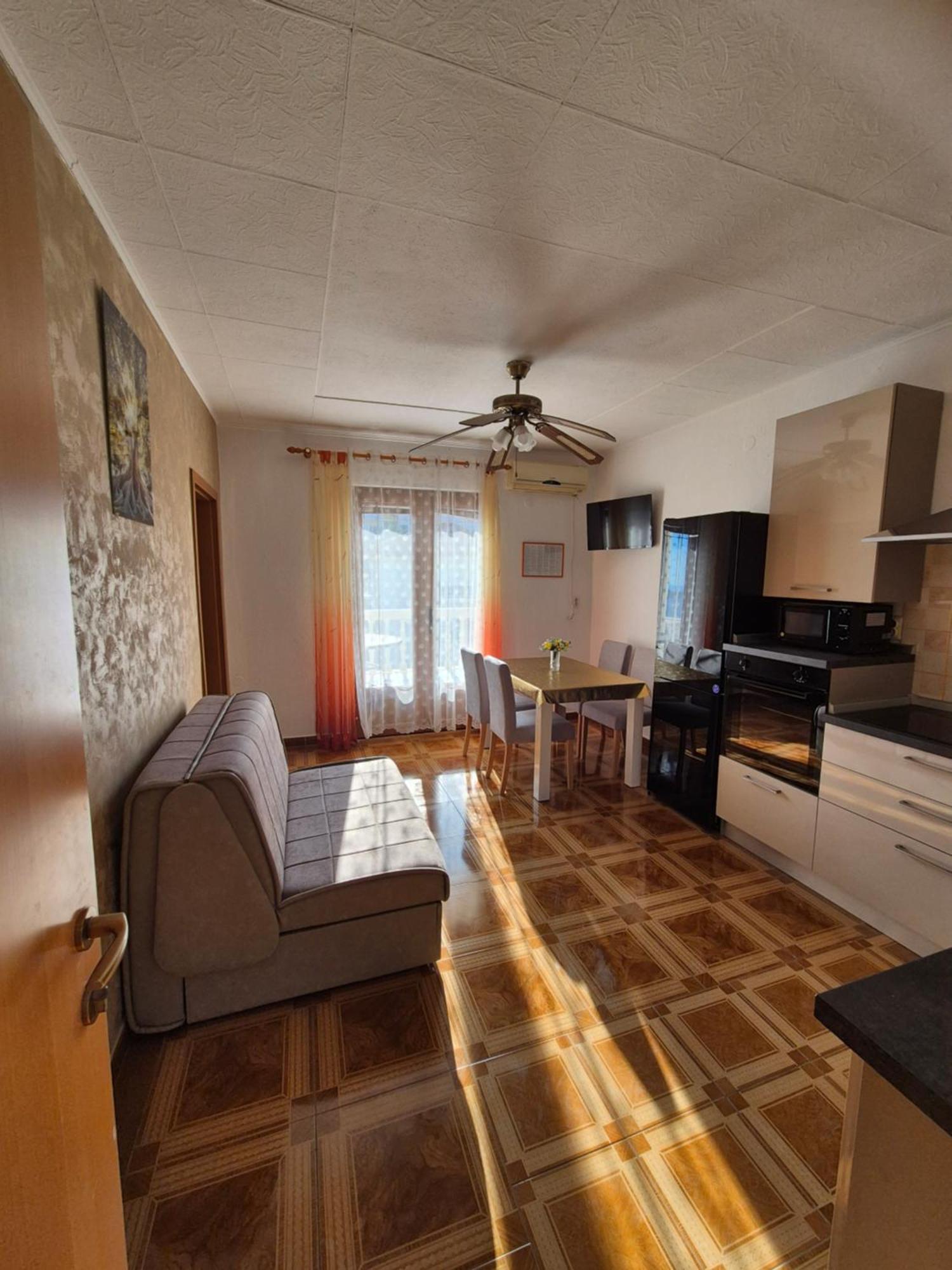 Apartmens Spiko 2 Hotell Hvar Town Eksteriør bilde